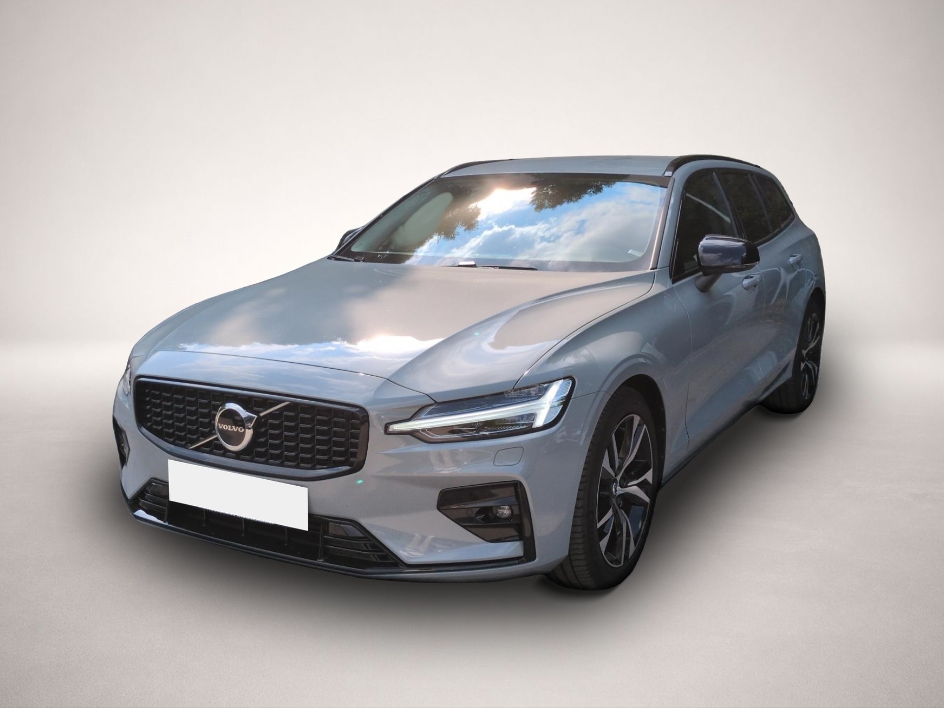 Volvo V60 (06/2024, Benzin)