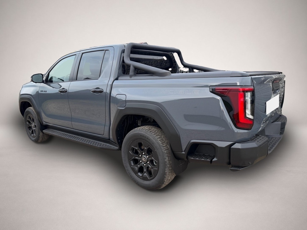 Toyota Hilux, image 5 of 5