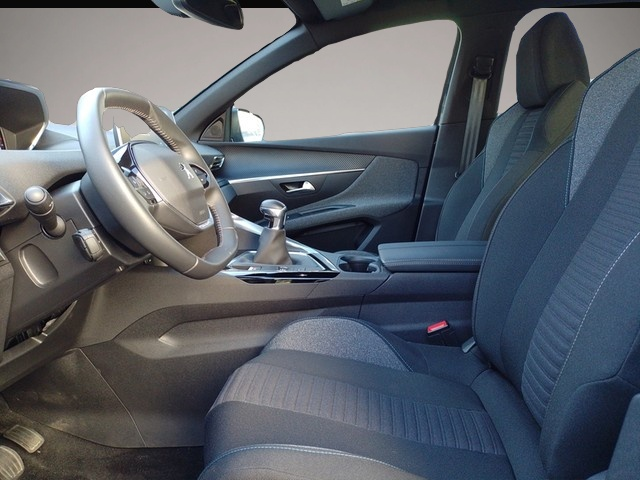 Peugeot 3008 (03/2023, Benzin)