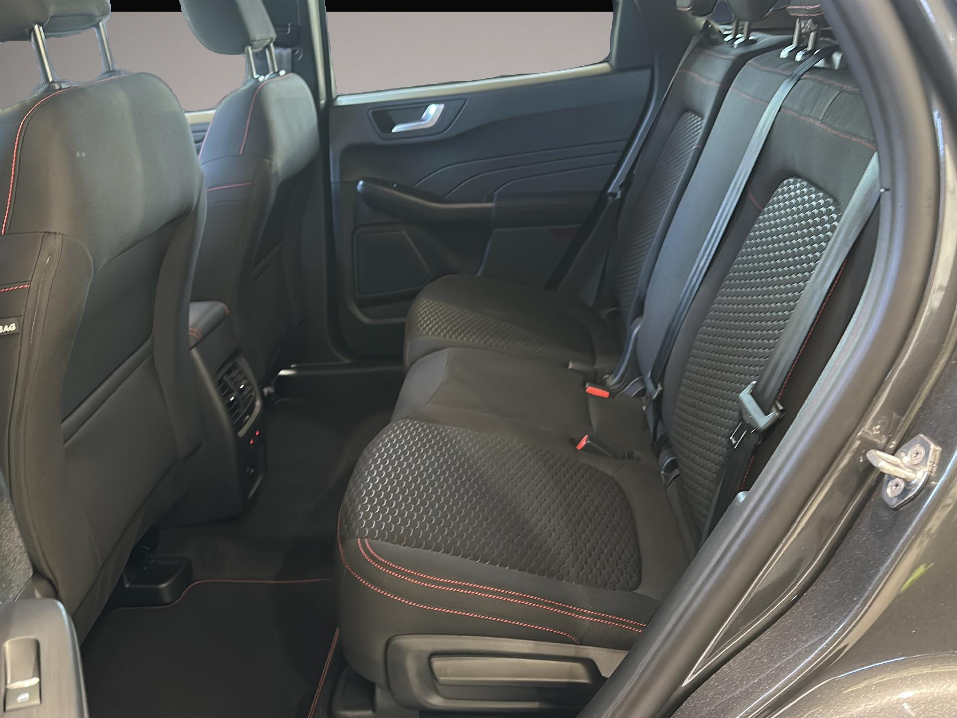 Ford Kuga (10/2025, Hybrid (Benzin/Elektro))