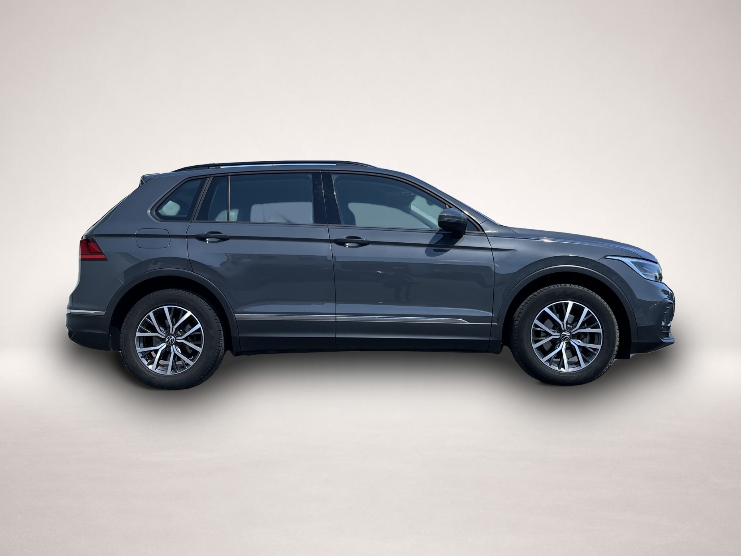 Volkswagen Tiguan (01/2023, Diesel)