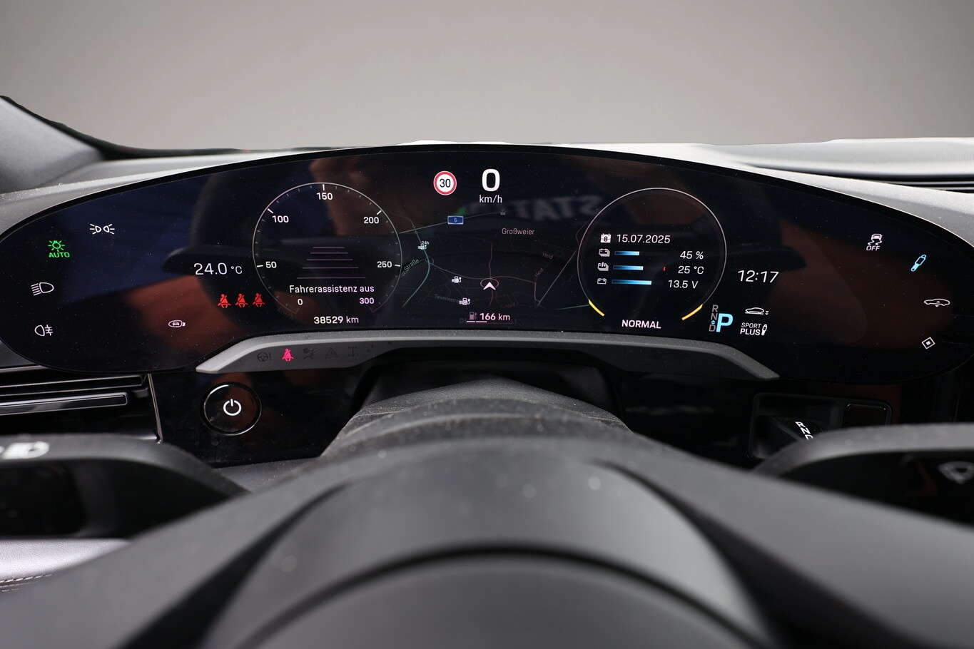 Porsche Taycan (06/2020, ELECTRIC)