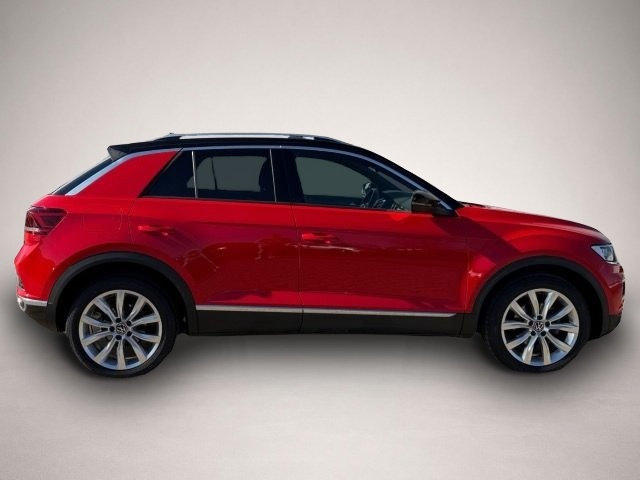 Volkswagen T-Roc (03/2022, Benzin)