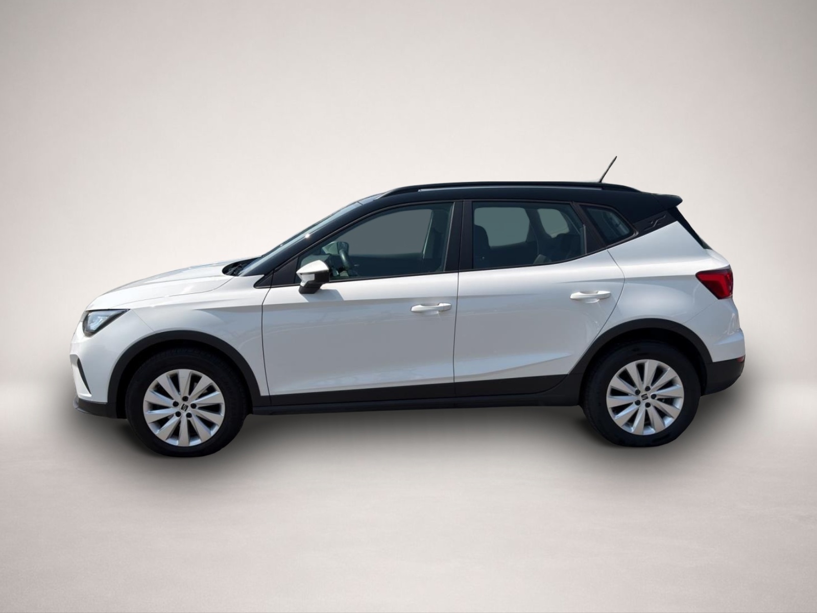Seat Arona (10/2022, Benzin)