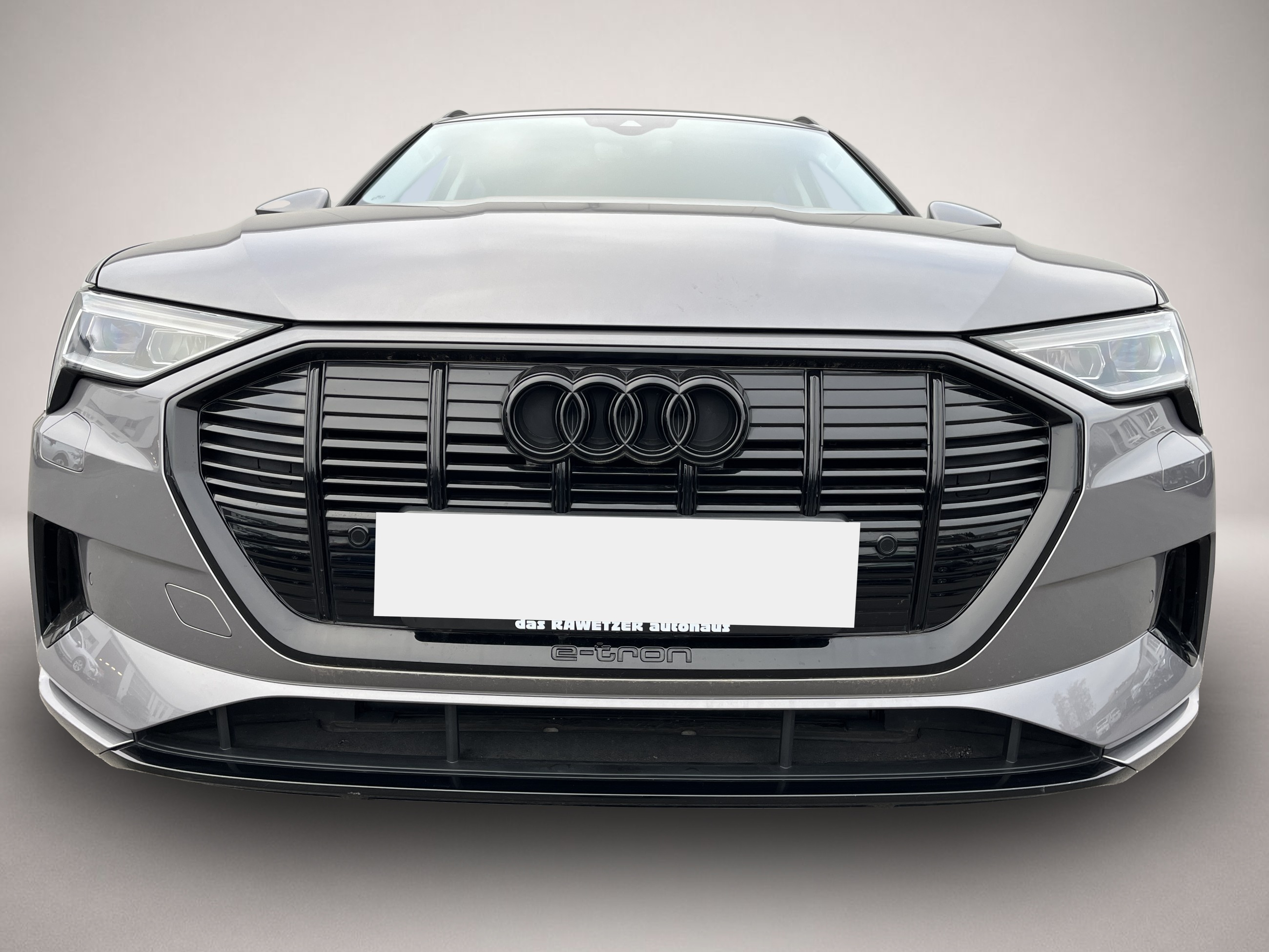 Audi e-tron (06/2022, ELECTRIC)