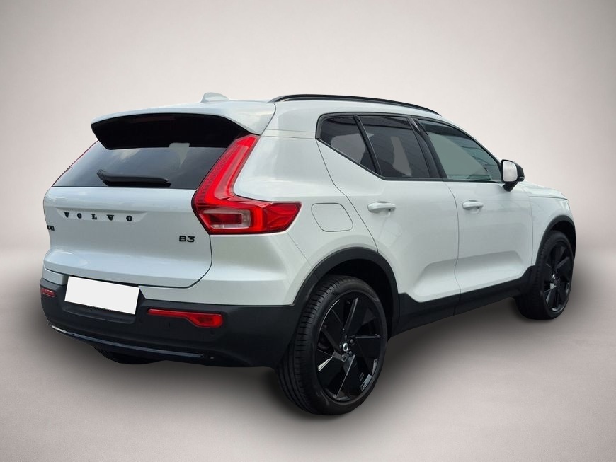 Volvo XC40 (05/2025, Benzin)