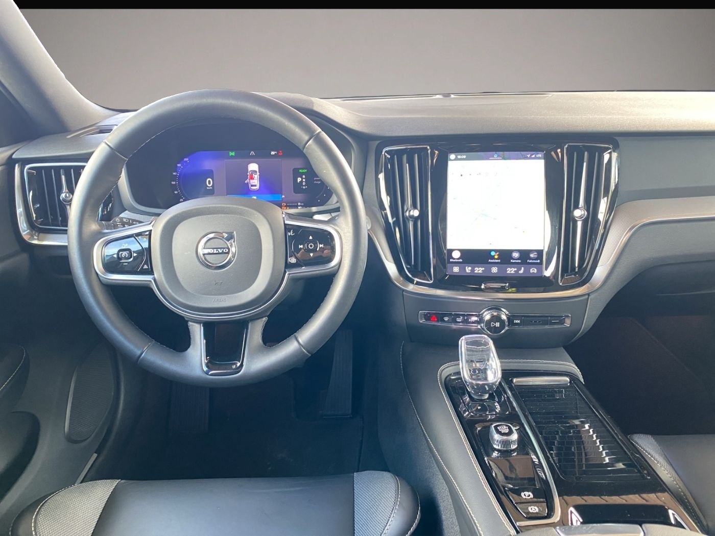 Volvo V60 (03/2023, )