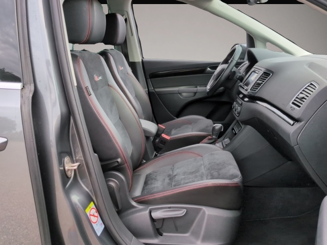 Seat Alhambra (03/2022, Benzin)