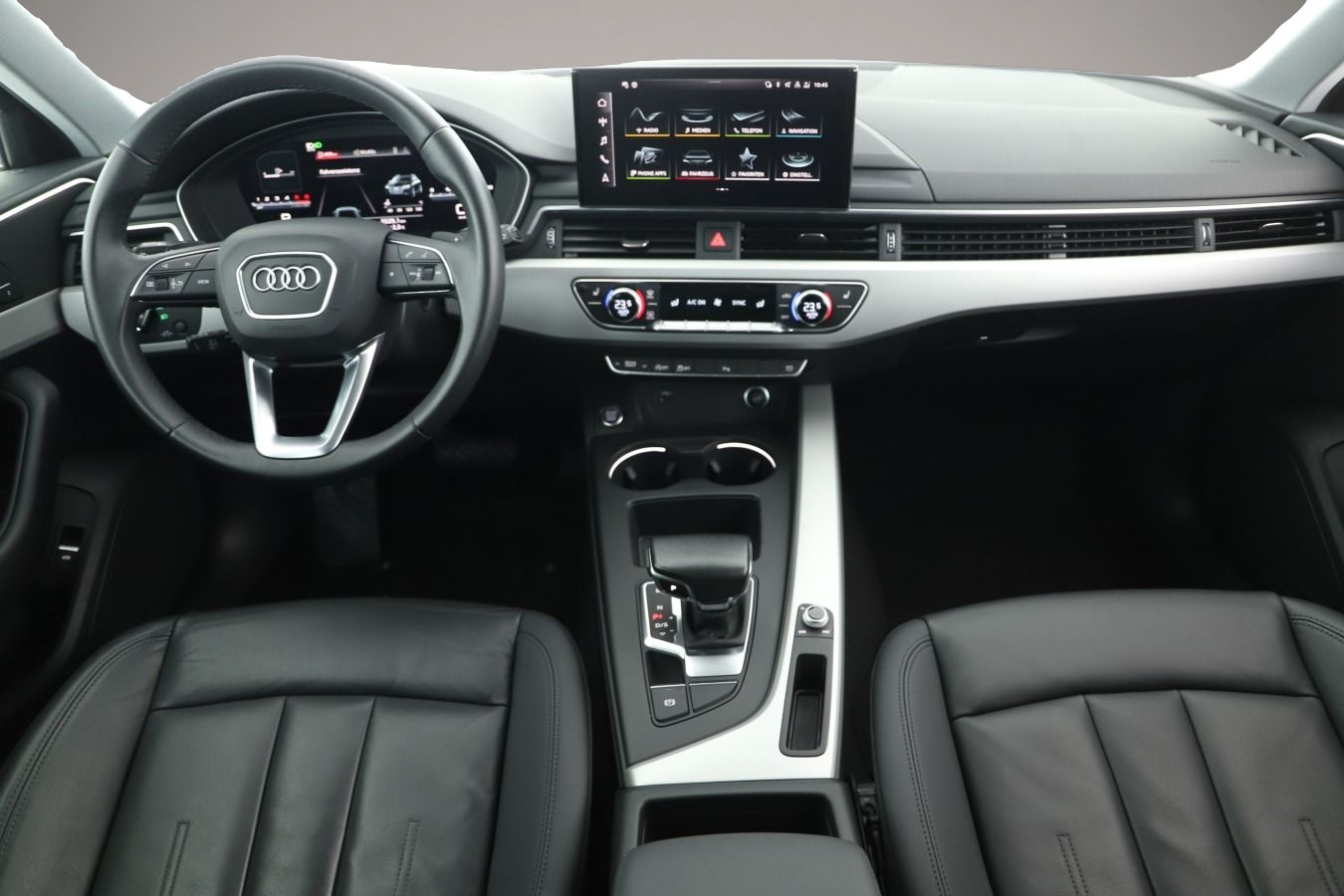 Audi A4 (10/2023, Diesel)