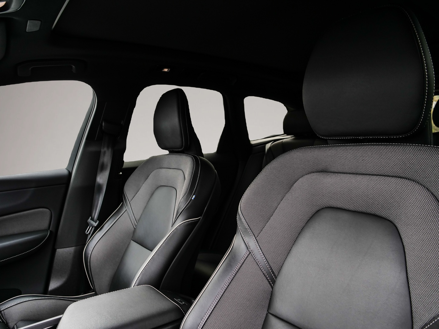 Volvo XC60 (03/2023, Hybrid (Benzin/Elektro))