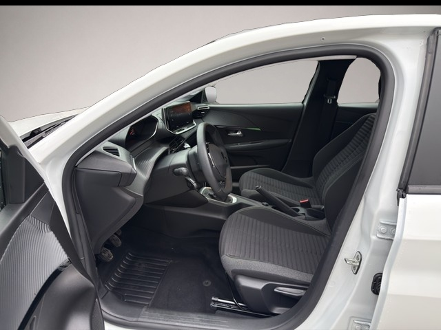 Peugeot 208 (06/2024, Benzin)