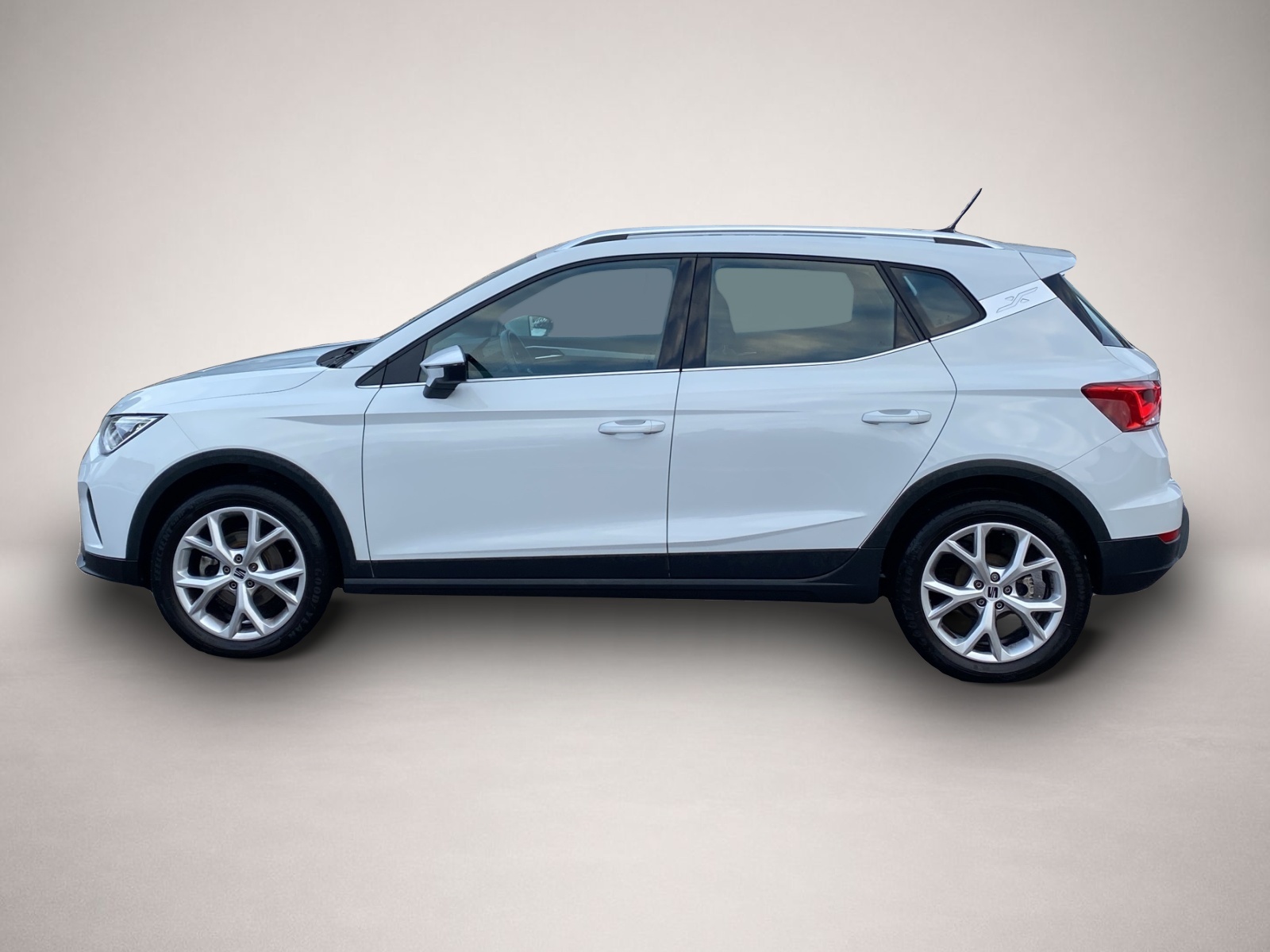 Seat Arona (02/2024, Benzin)