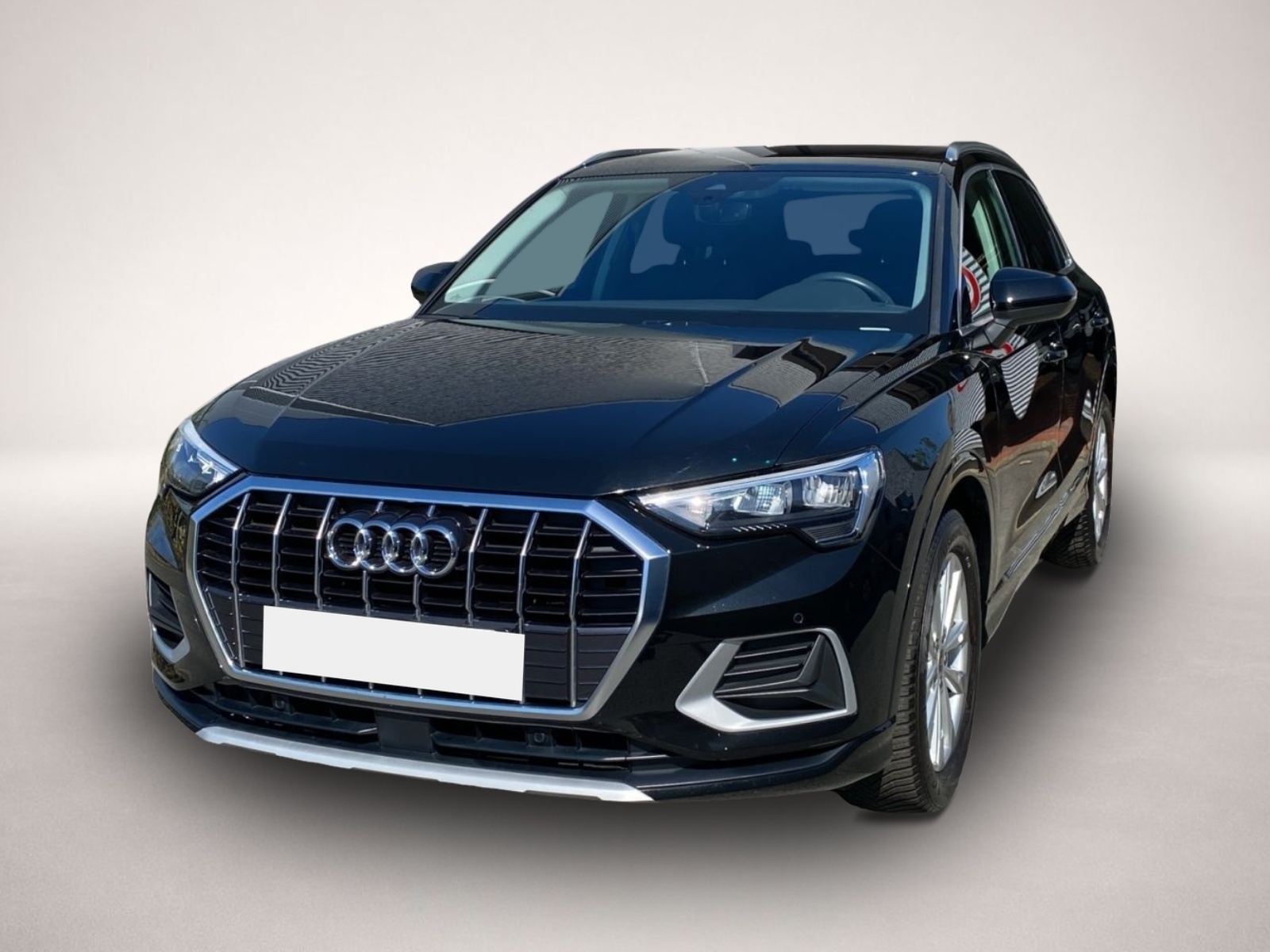 Audi Q3 (10/2020, Benzin)