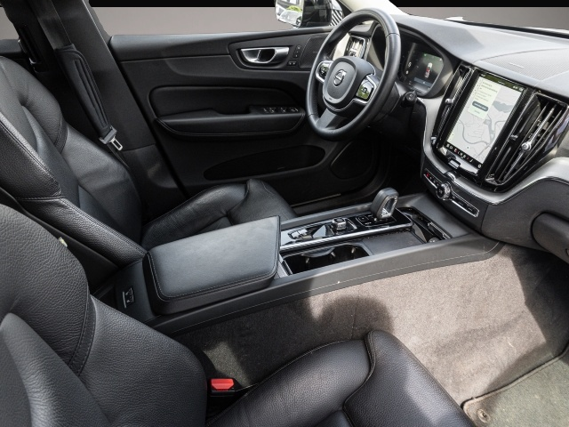 Volvo XC60 (12/2023, Diesel)