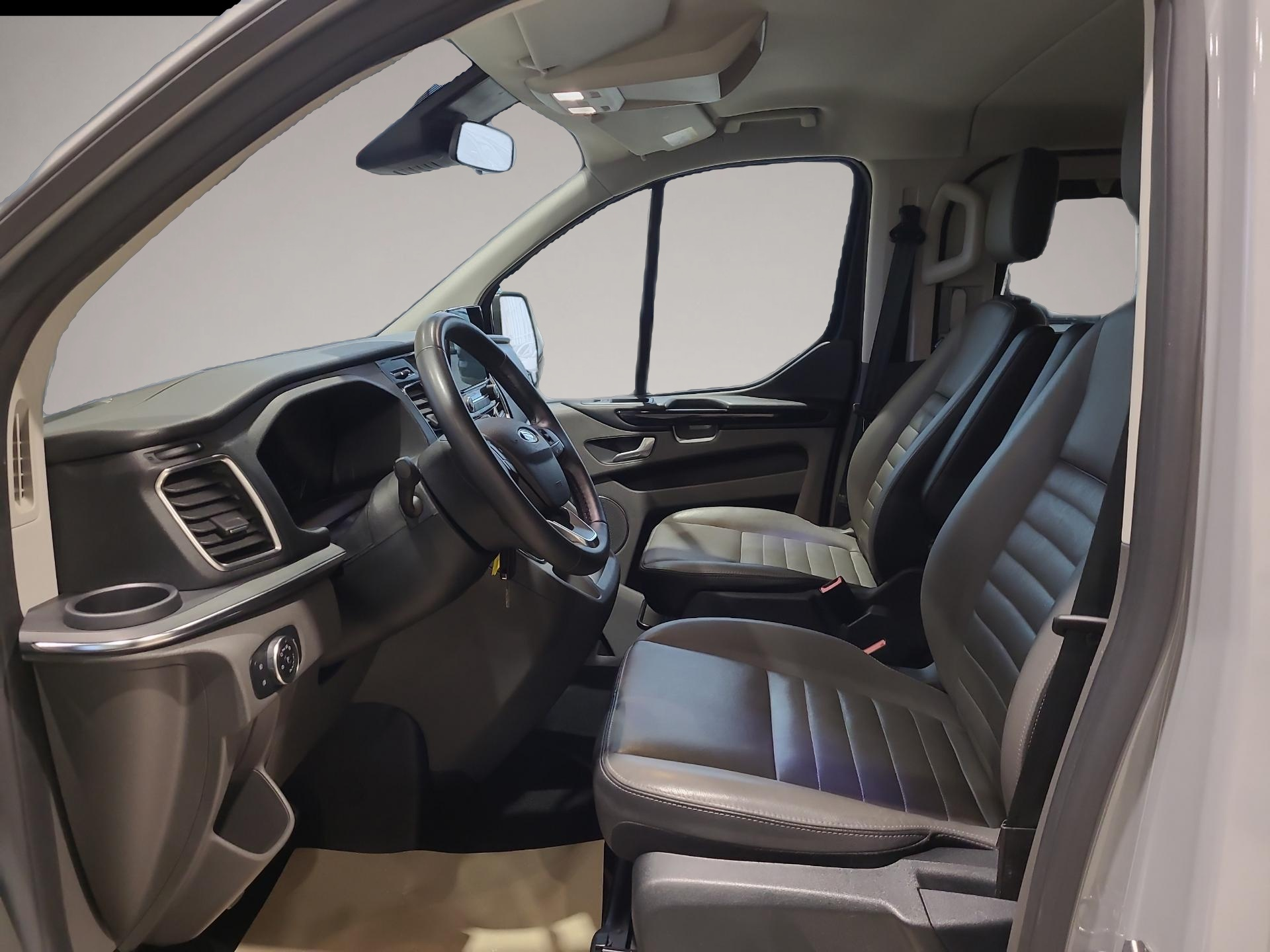 Ford Tourneo Custom (11/2023, Diesel)