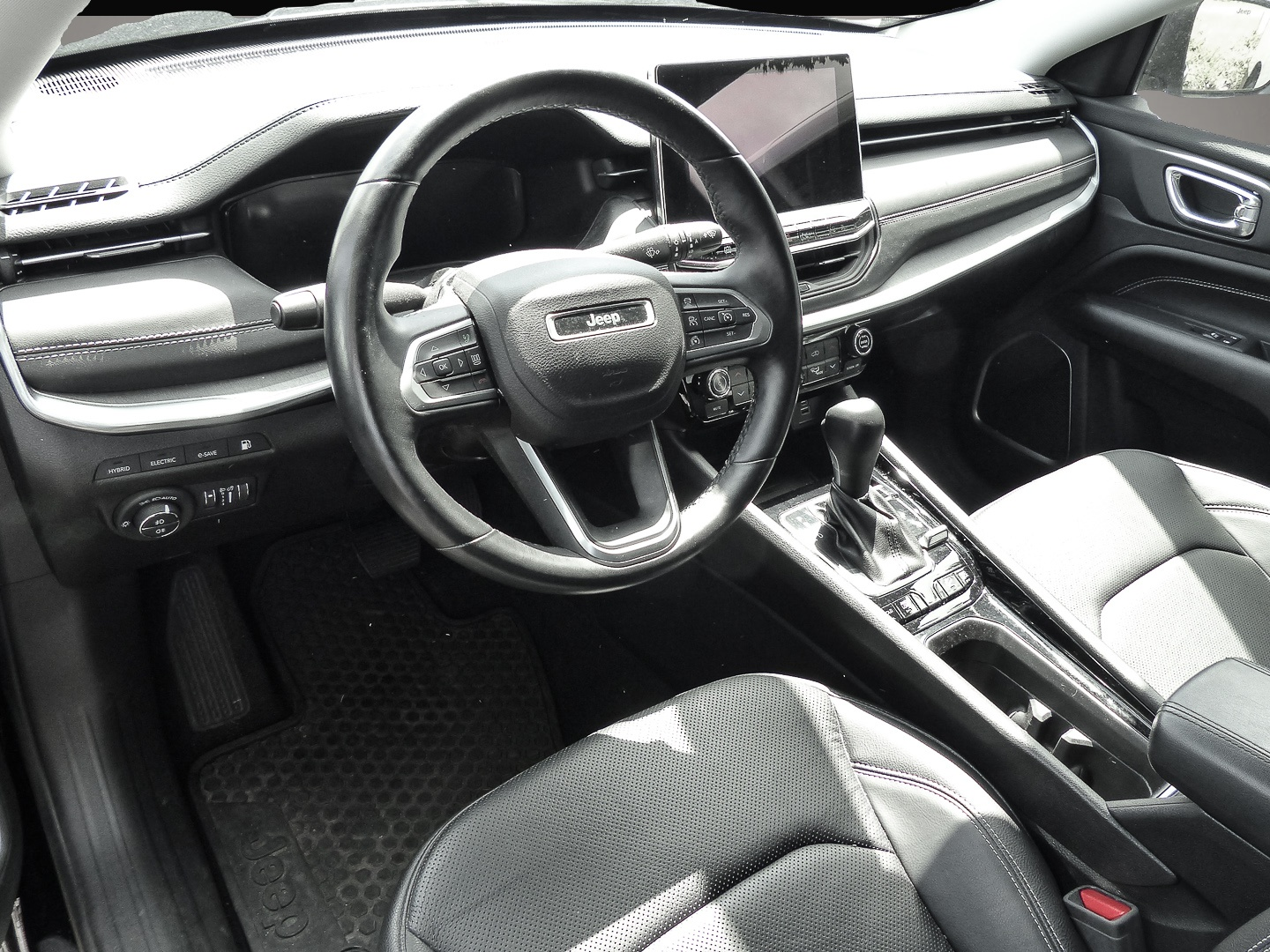 Jeep Compass (12/2022, Hybrid (Benzin/Elektro))