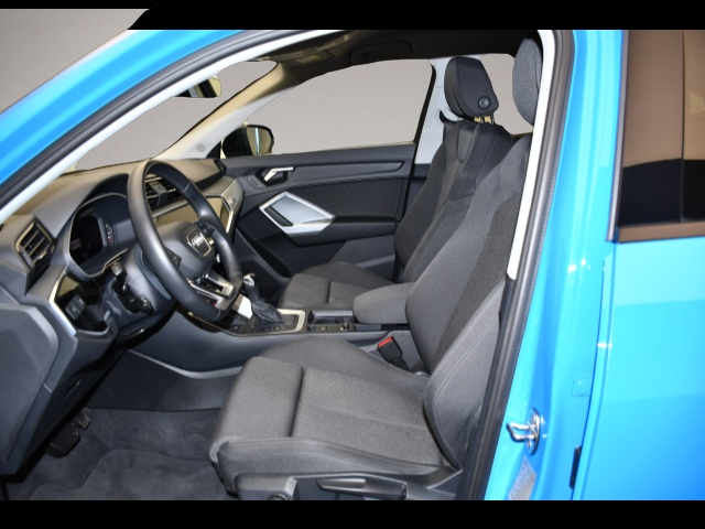 Audi Q3 (02/2023, Benzin)