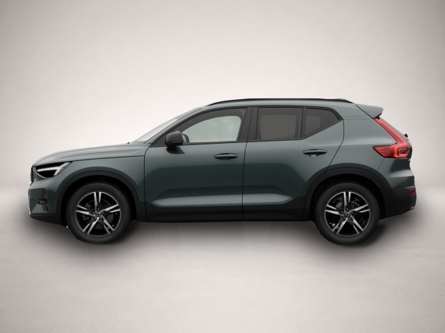 Volvo XC40 (05/2026, Benzin)