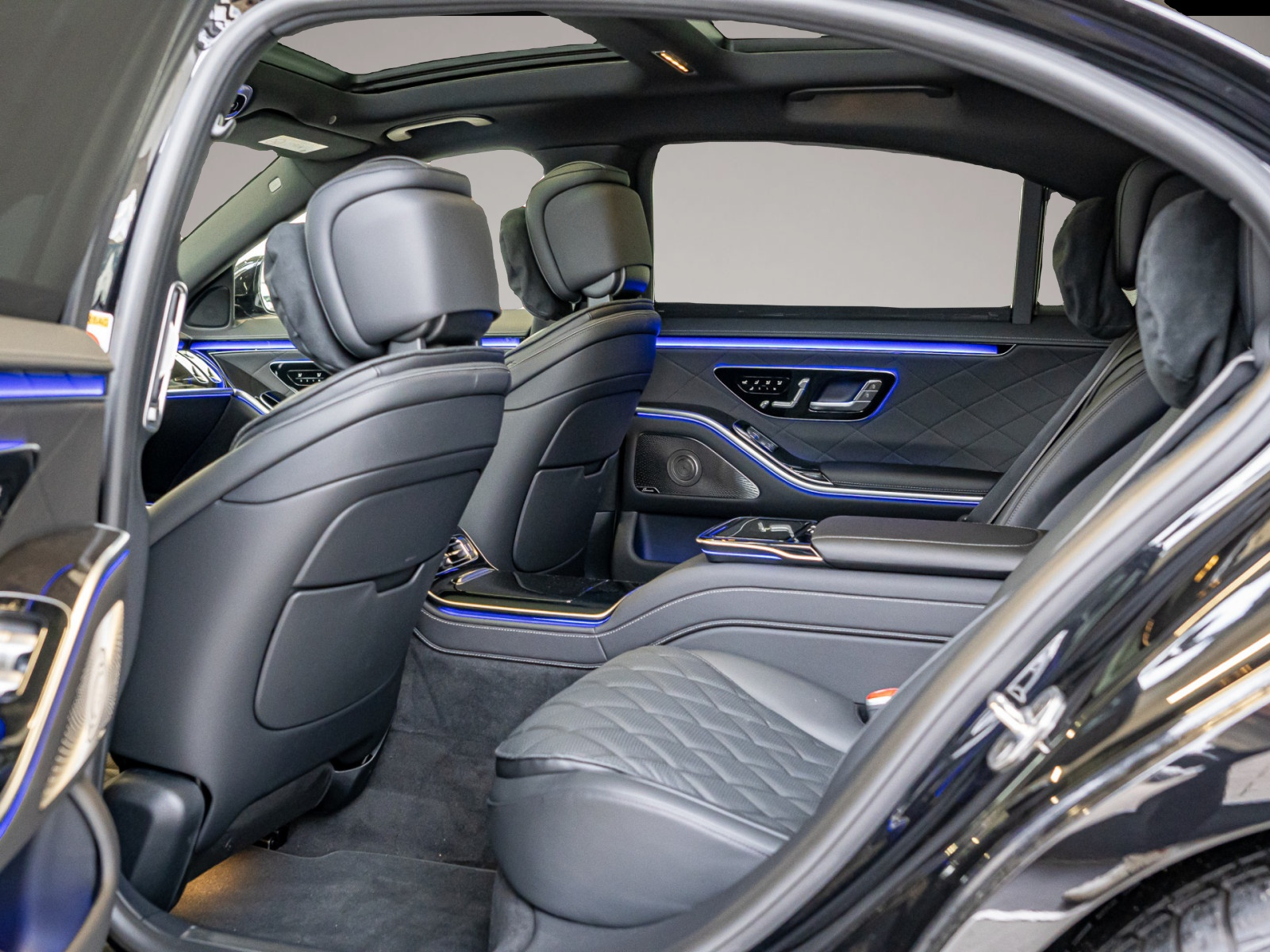Mercedes-Benz S 580 (11/2025, Benzin)