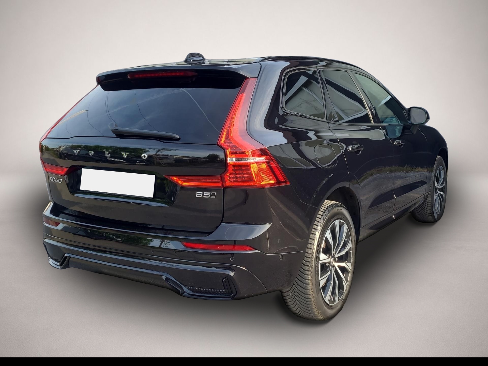 Volvo XC60 (02/2025, Benzin)