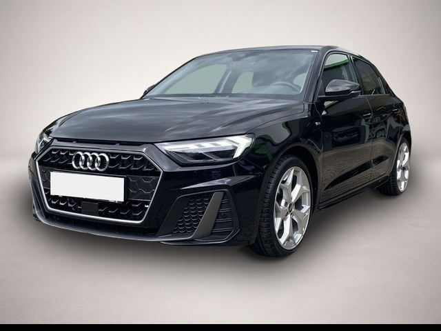 Audi A1 (09/2021, Benzin)