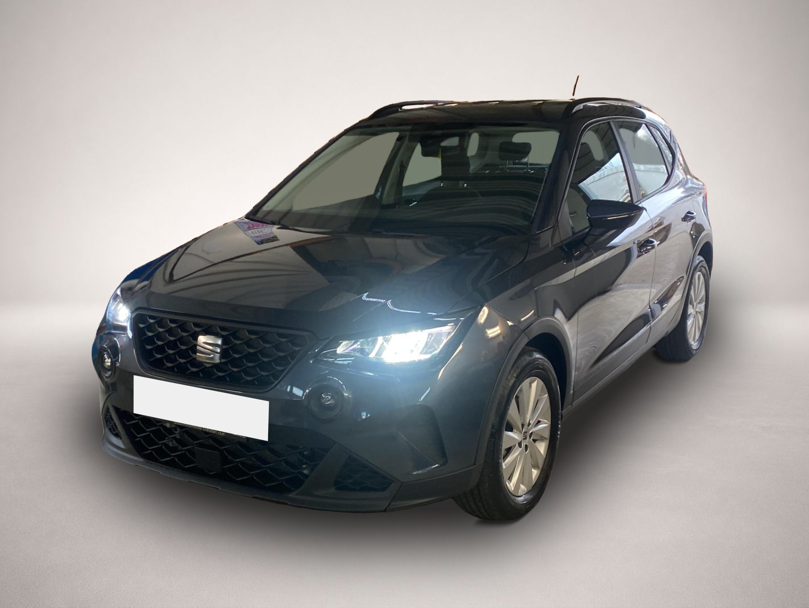Seat Arona (03/2025, Benzin)