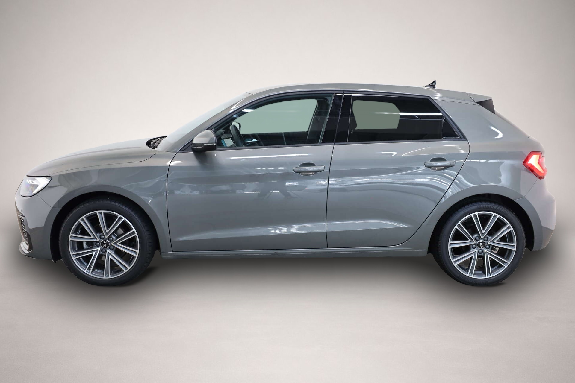 Audi A1 (09/2025, Benzin)