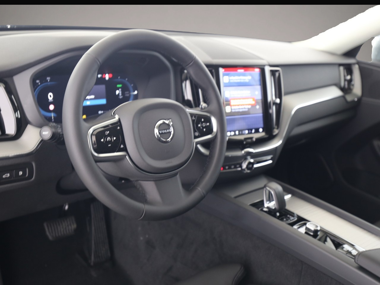 Volvo XC60 (04/2024, Hybrid (Benzin/Elektro))