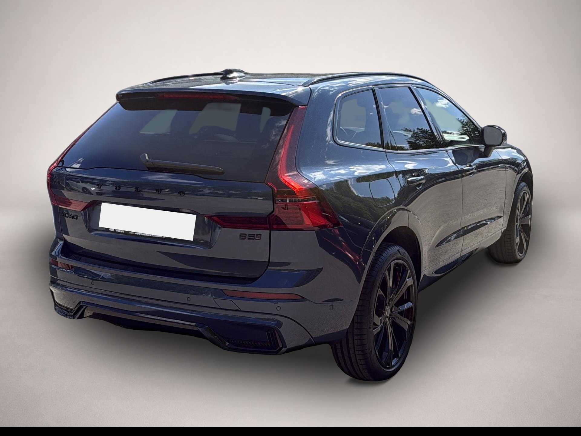 Volvo XC60 (09/2025, Benzin)