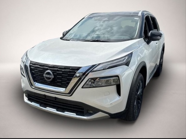 Nissan X-Trail (03/2026, Benzin)