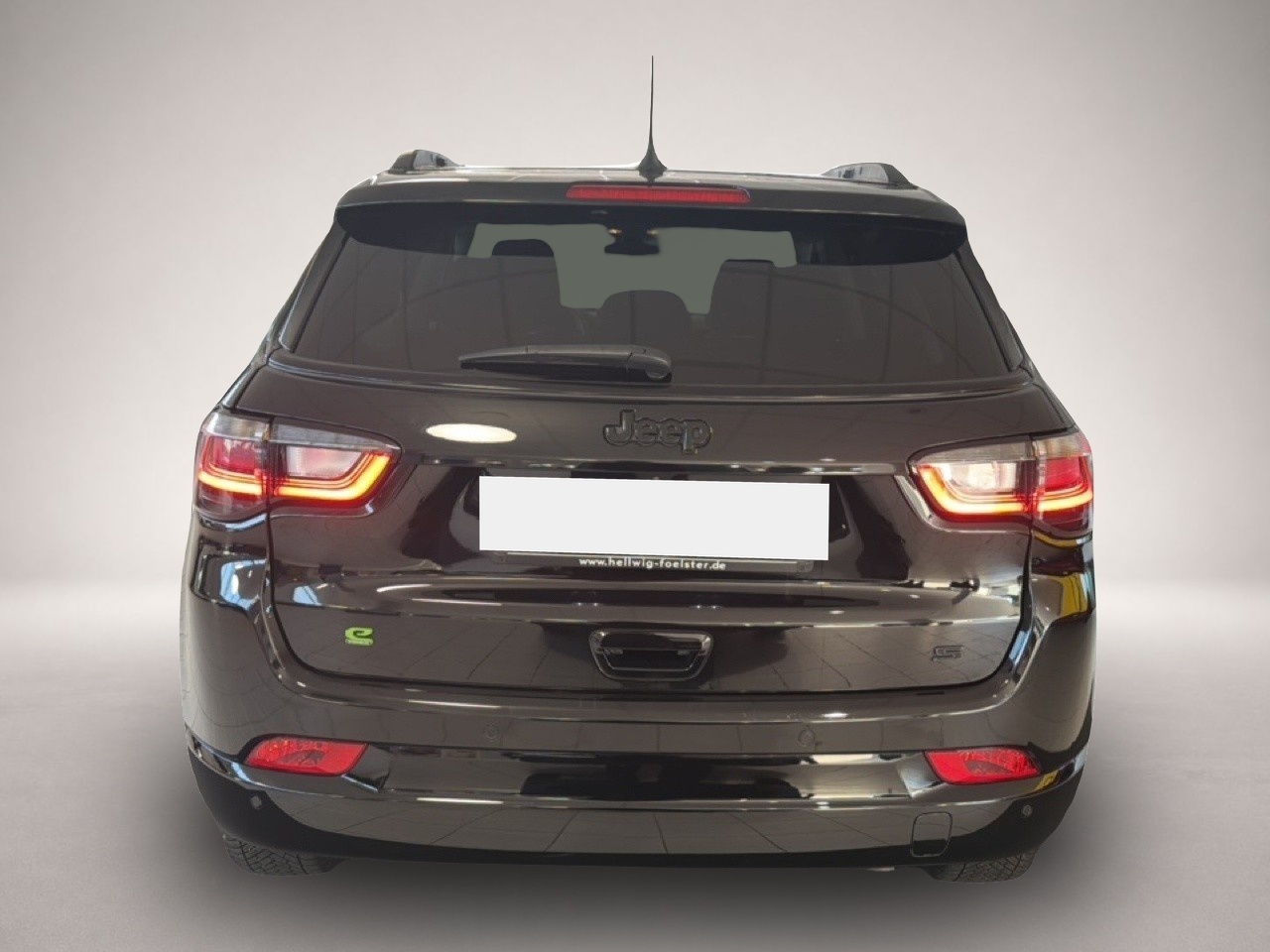 Jeep Compass (02/2024, Benzin)