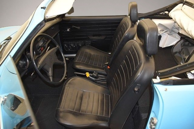 Volkswagen Karmann Ghia (04/1974, )