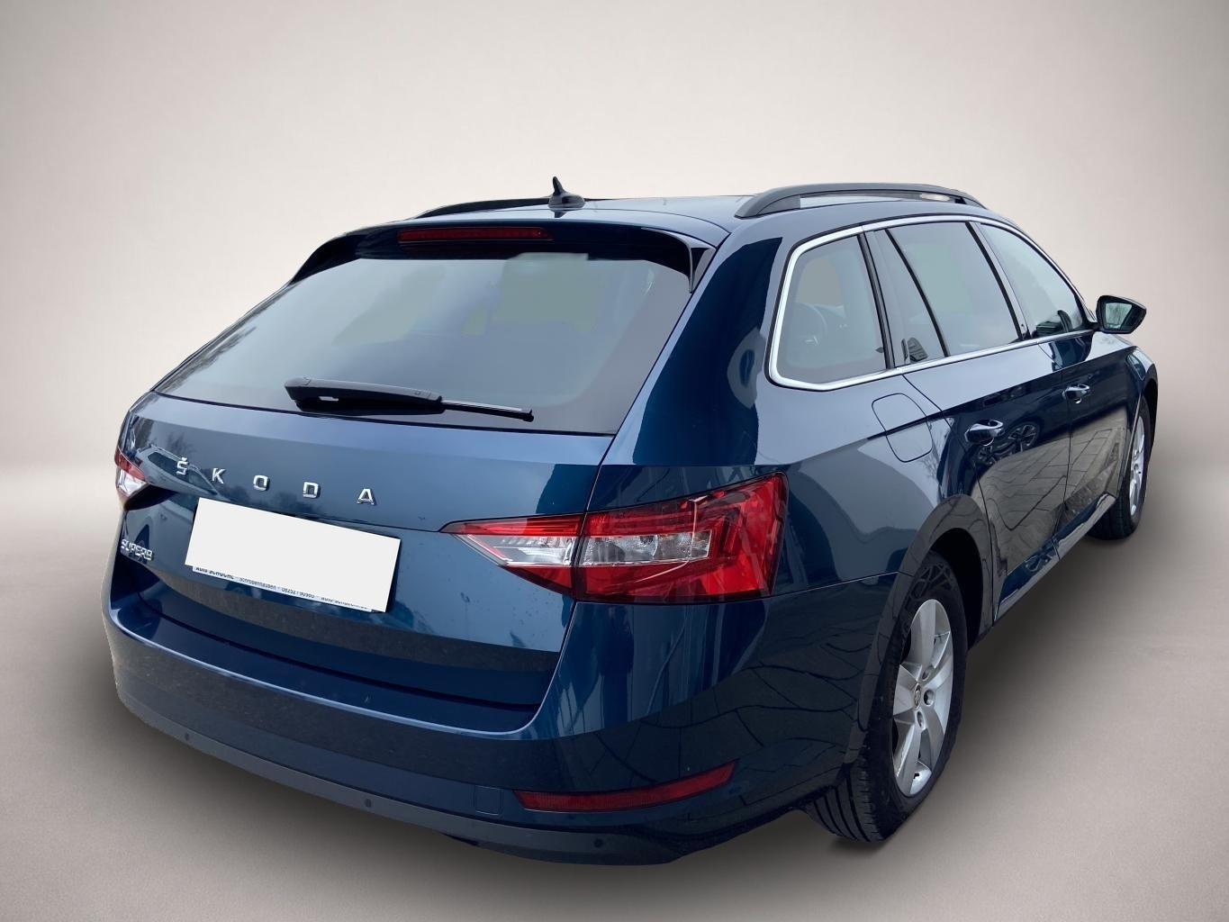 Skoda Superb (02/2023, )