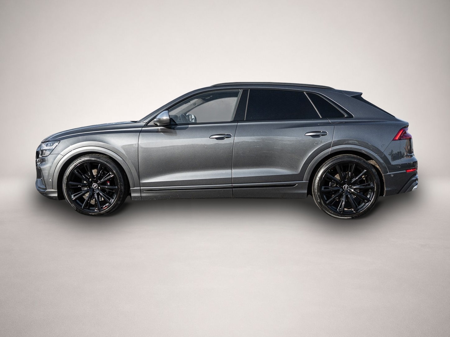 Audi SQ8 (01/2023, Benzin)
