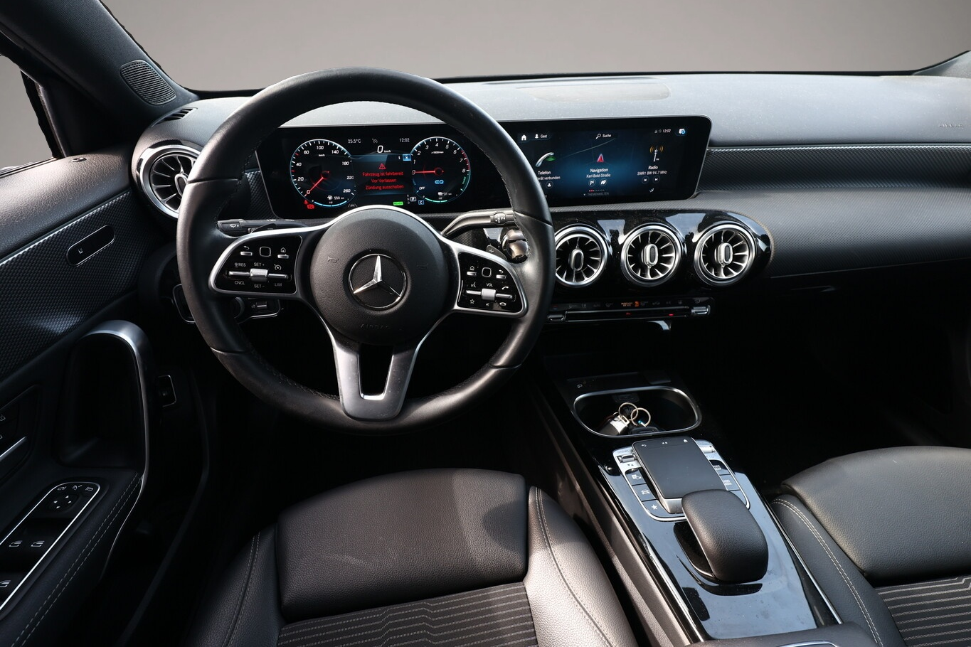 Mercedes-Benz A 250 (08/2020, Hybrid (Benzin/Elektro))