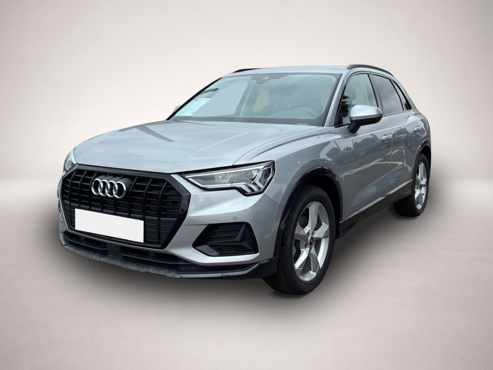 Audi Q3 (09/2025, Benzin)