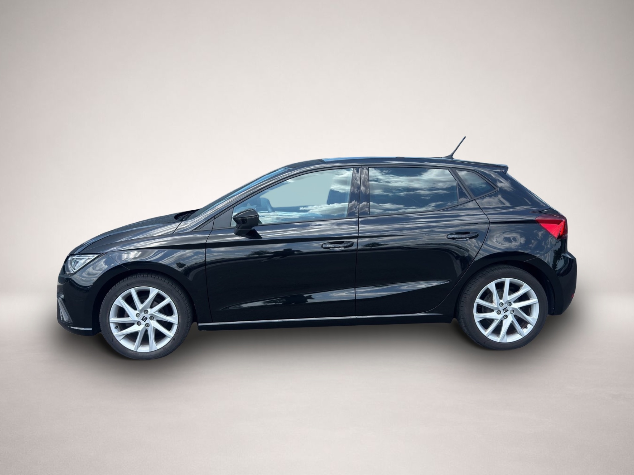 Seat Ibiza (03/2023, Benzin)