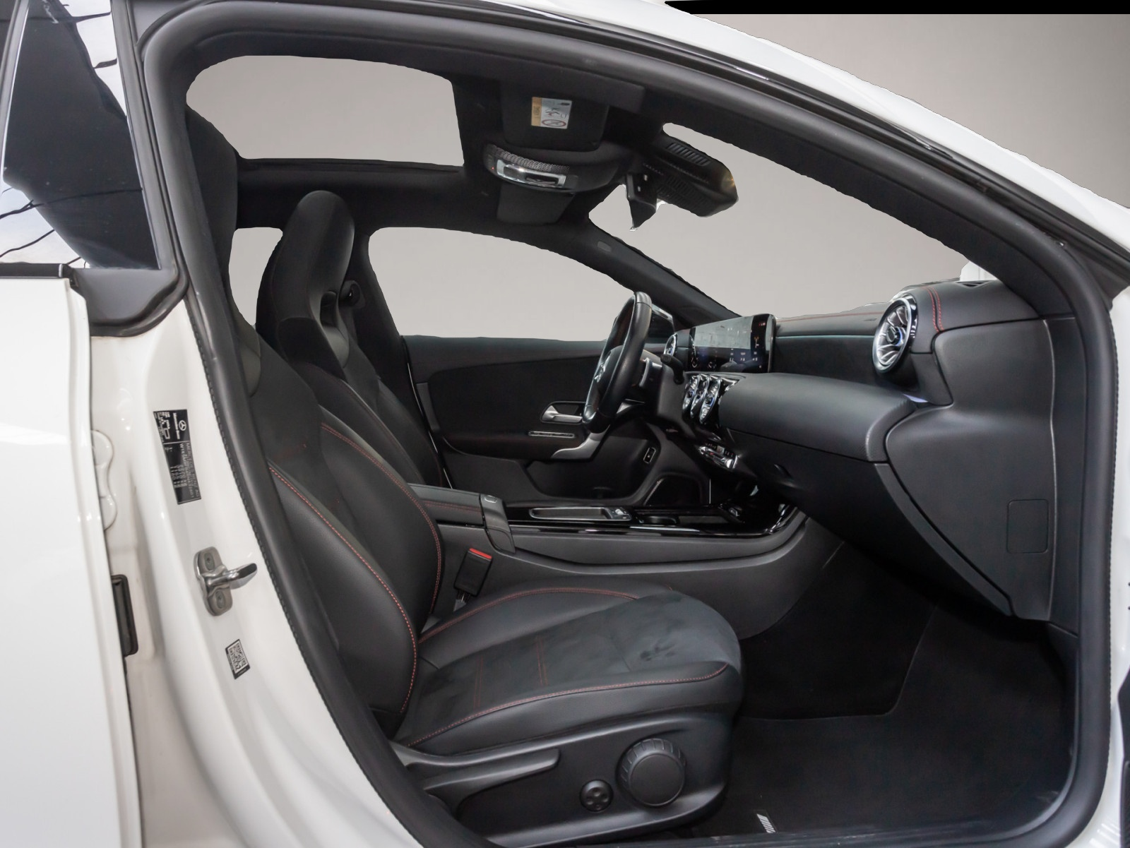 Mercedes-Benz CLA 250 (06/2024, Hybrid (Benzin/Elektro))