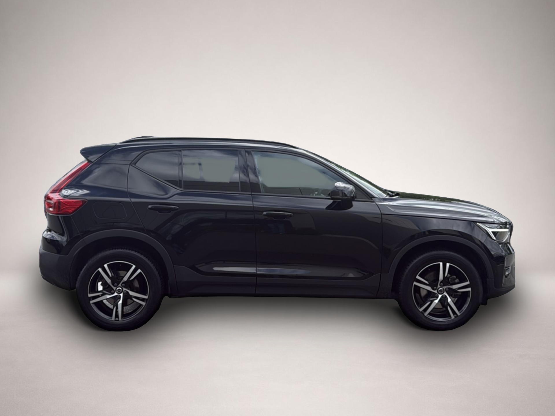 Volvo XC40 (01/2024, Benzin)