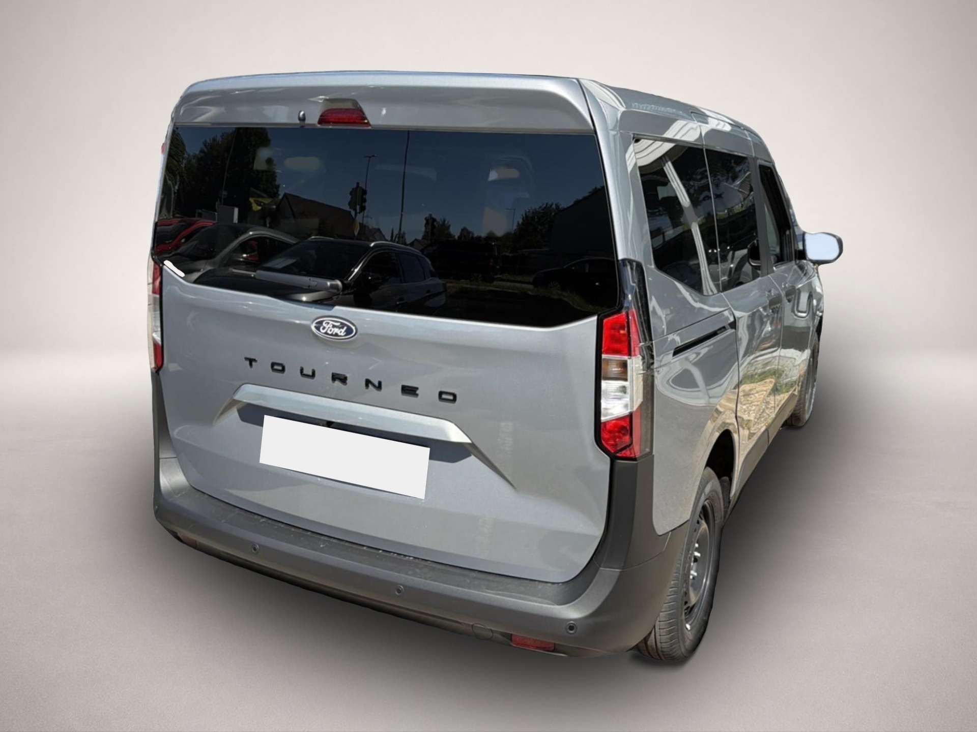 Ford Tourneo Courier (05/2026, Benzin)