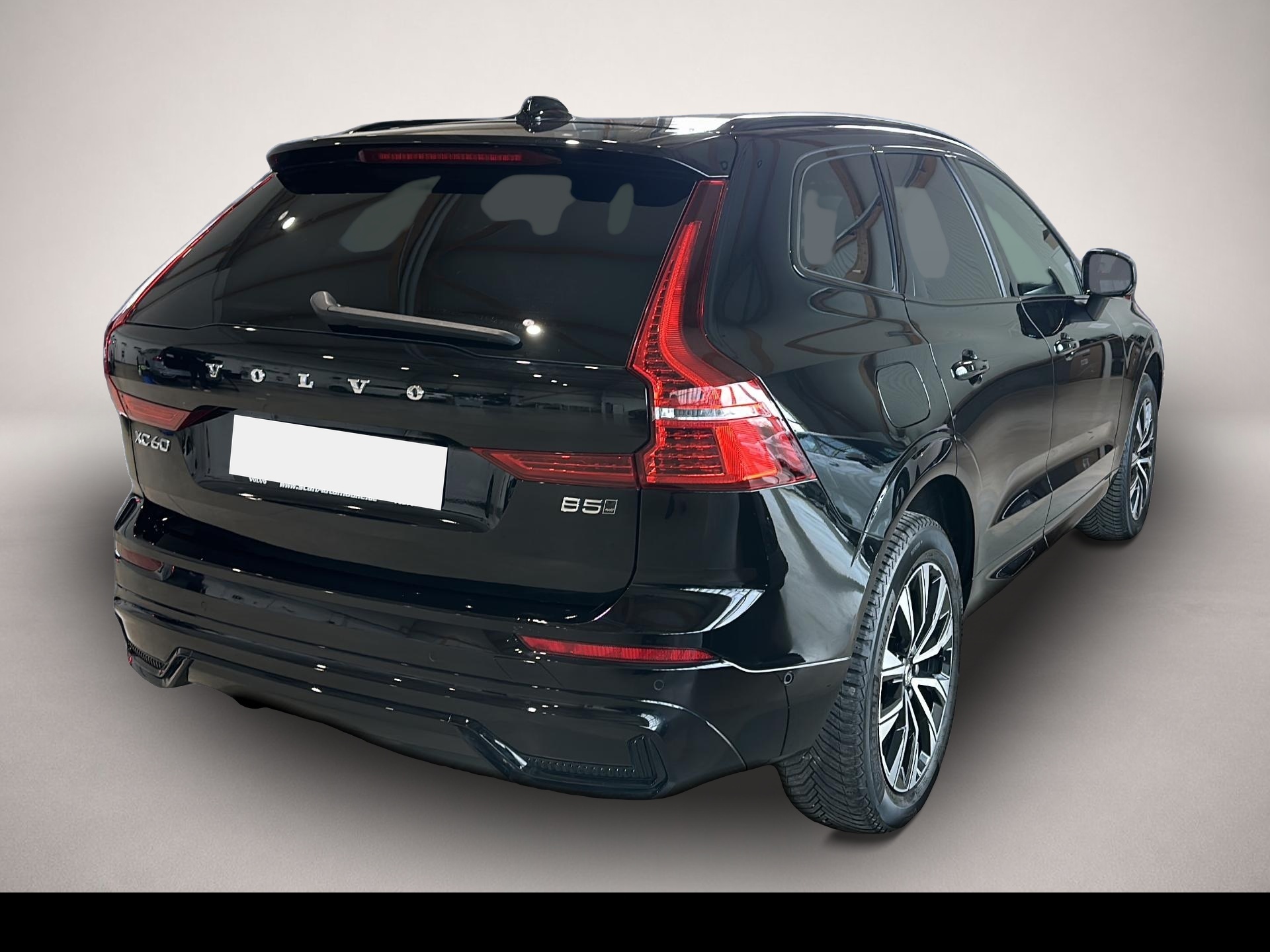 Volvo XC60 (02/2025, Benzin)