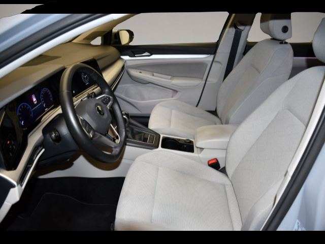 Volkswagen Golf (06/2021, )