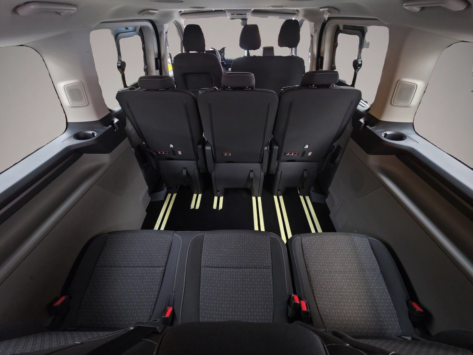 Ford Tourneo Custom (06/2026, Diesel)