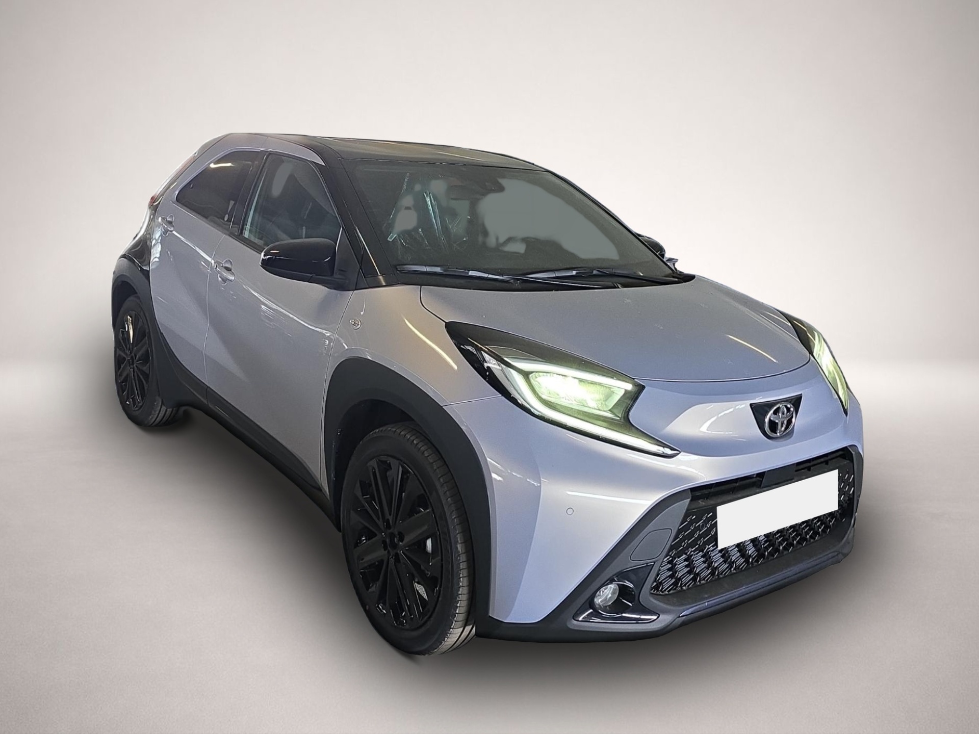 Toyota Other (02/2025, Benzin)