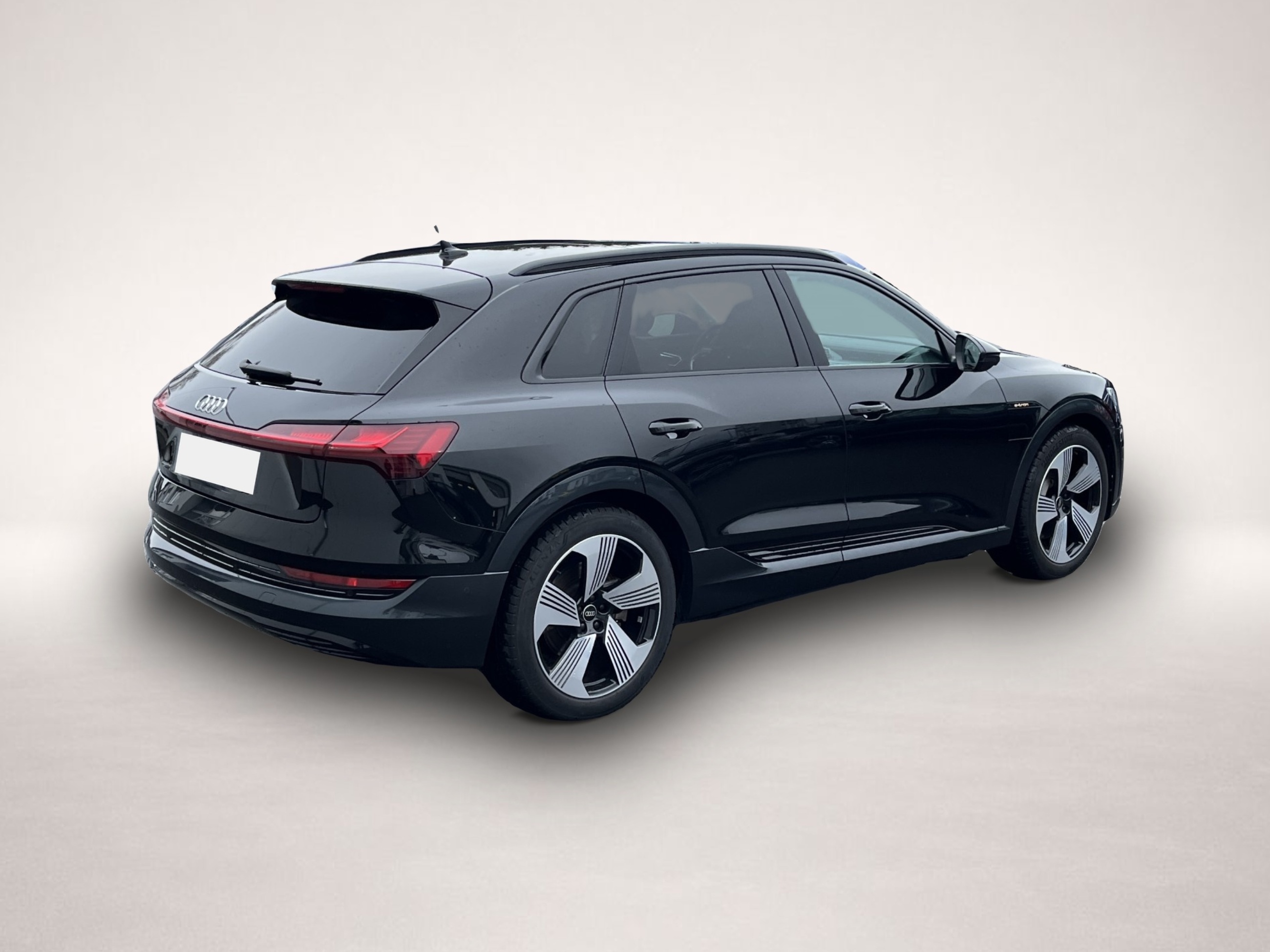Audi e-tron (05/2022, ELECTRIC)