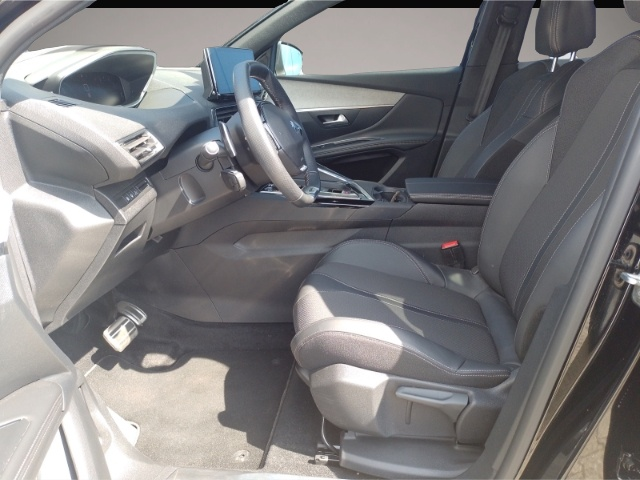 Peugeot 3008 (08/2023, Benzin)