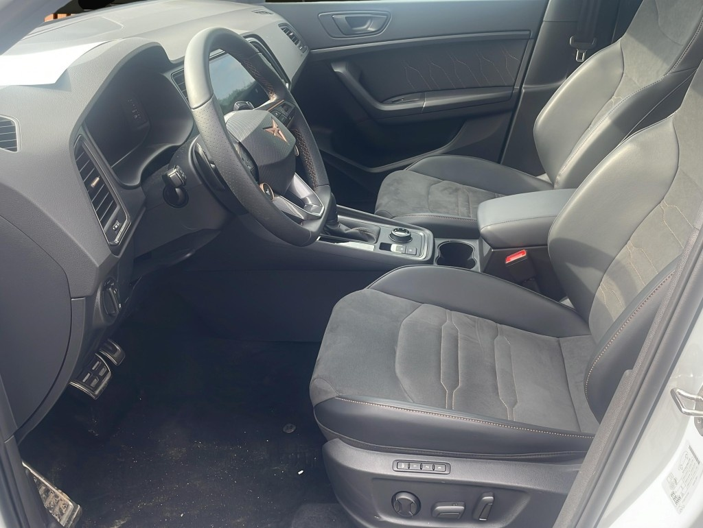Cupra Ateca (12/2025, Benzin)