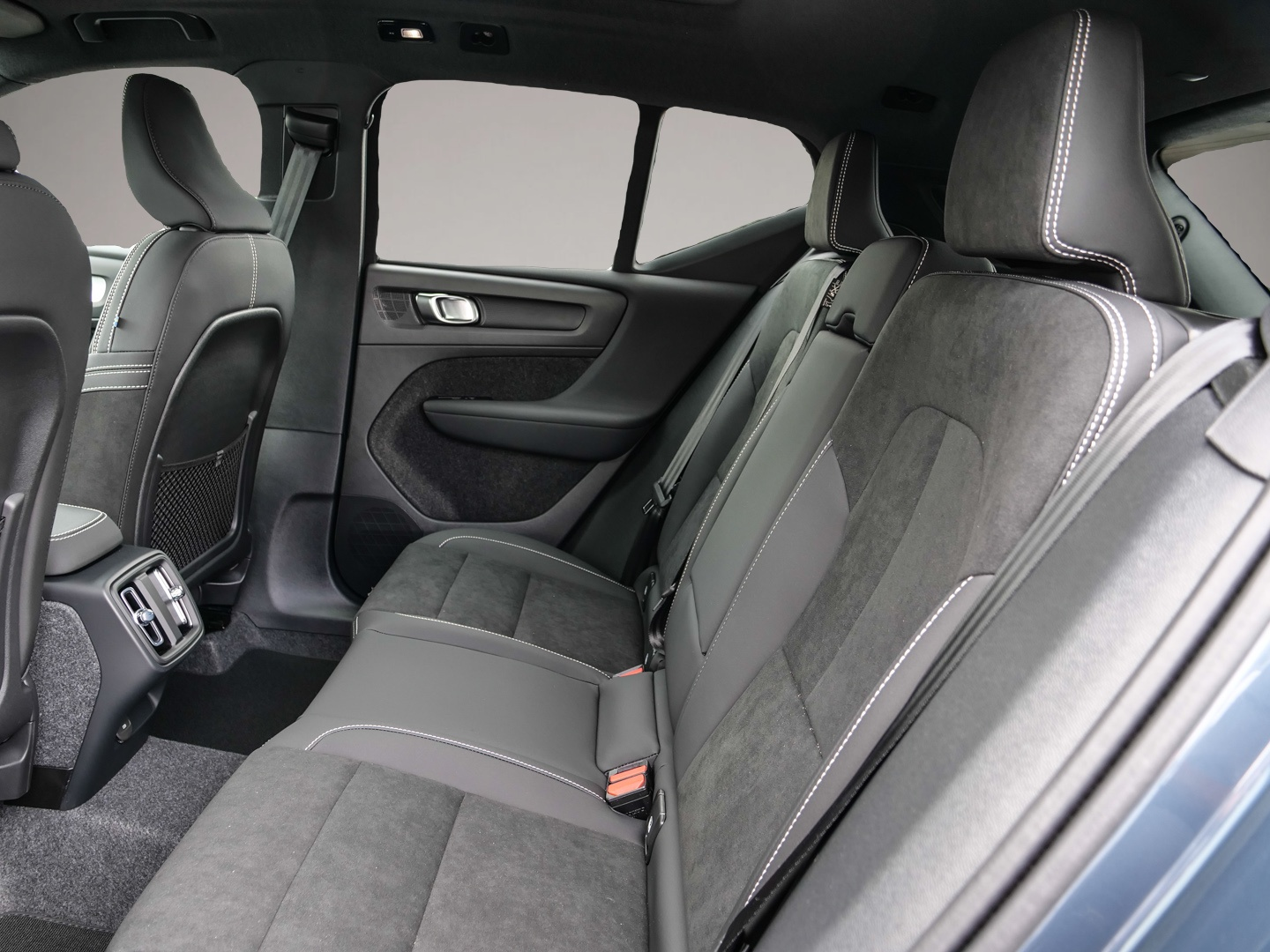 Volvo XC40 (05/2026, Benzin)