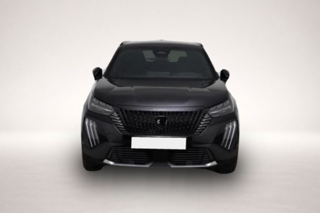 Peugeot 2008 (10/2025, Benzin)