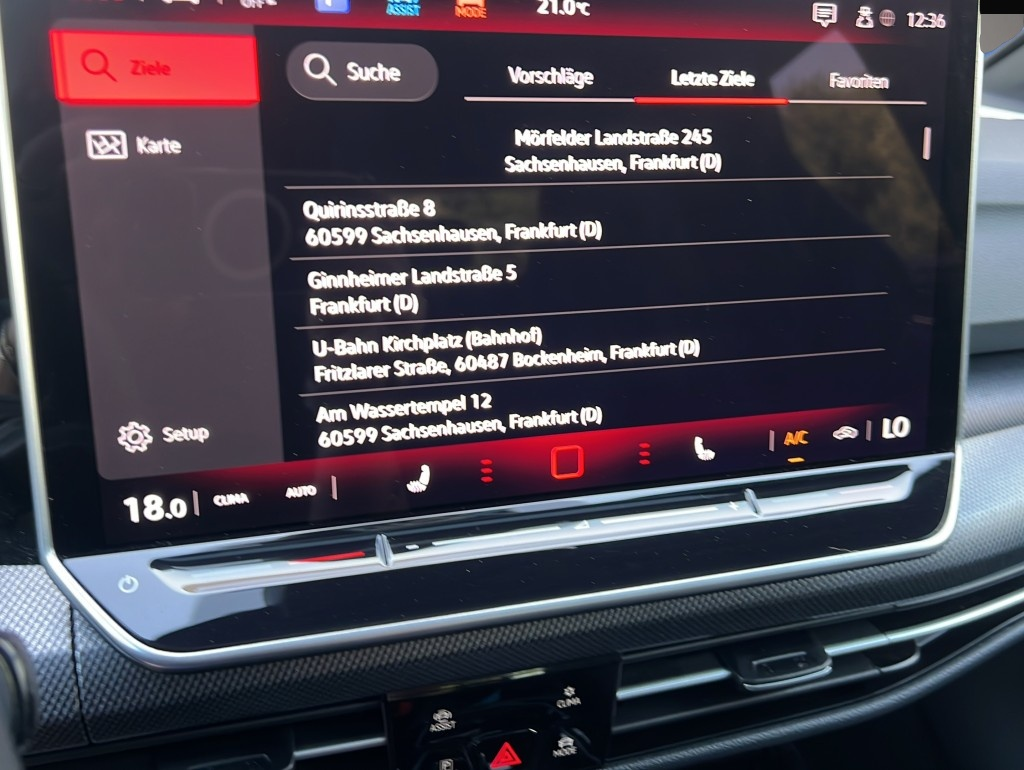 Volkswagen Golf (08/2024, Benzin)